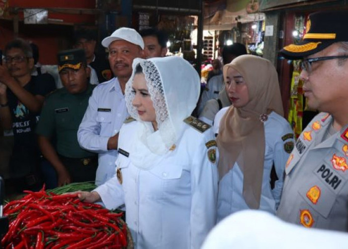 Pasar Tradisional di Pekalongan Lesu, Harga Cabai Setan Tembus Rp 105 Ribu/Kg