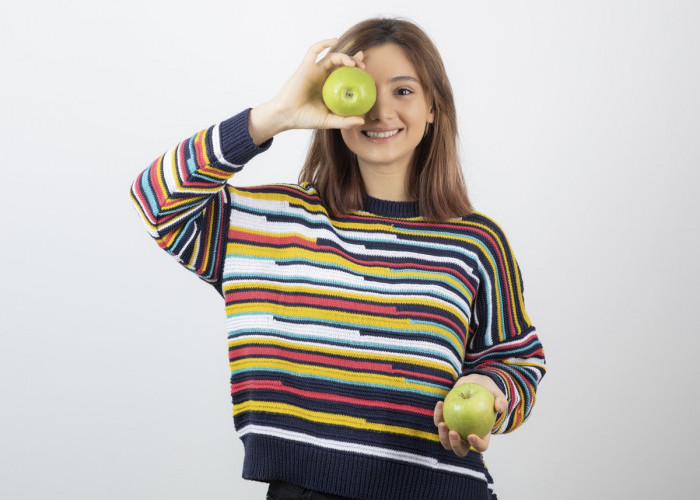 Kaya Akan Nutrisi! Inilah 8 Manfaat Mengonsumsi Apel Hijau untuk Kesehatan Tubuh, Wajah, Hingga Rambut