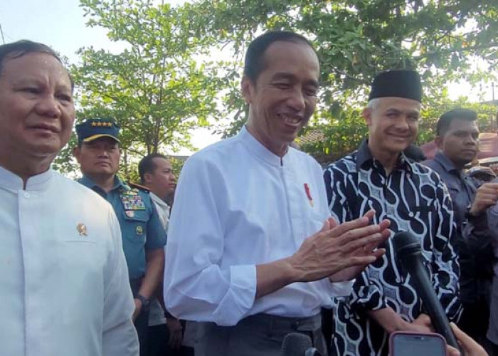 Blusukan ke Pasar Grogolan Kota Pekalongan, Jokowi Pantau Harga Sembako 
