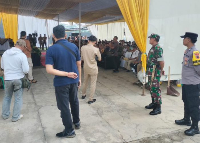 Pengamanan Pengambilan Sumpah Janji dan Pelantikan Kepala Desa Antar Waktu Desa Kebonrowopucang