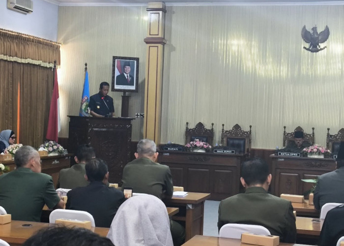 Bupati Batang Sampaikan Tiga Raperda ke DPRD, Bahas Lingkungan hingga Tata Ruang