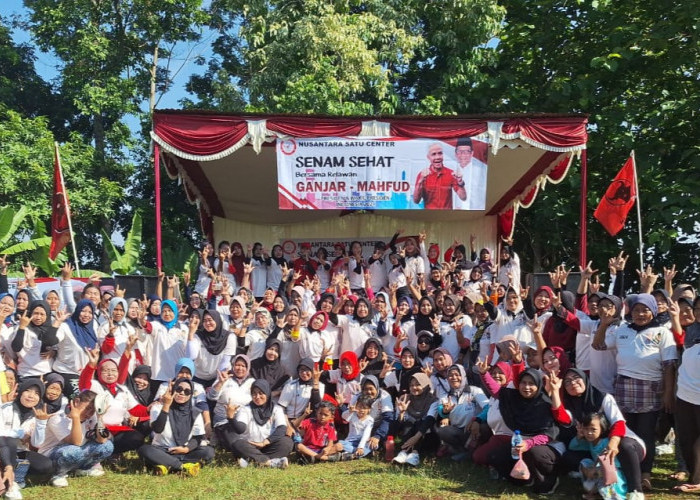 Wanita Desa Bergerak Lewat Senam Sehat di Bojong Kabupaten Pekalongan Bersama Relawan Ganjar-Mahfud