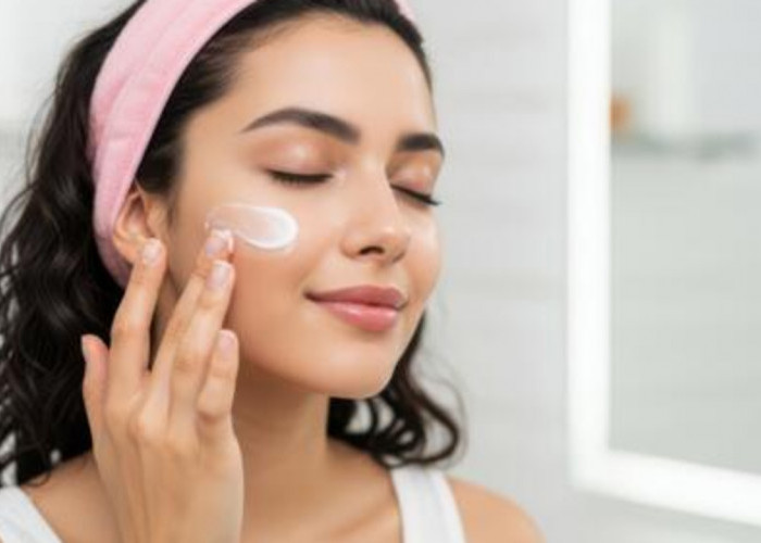Ini Dia 4 Skincare Viva untuk Kulit Kering dan Kusam Terbaik