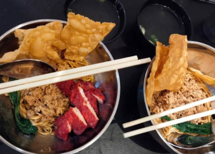 Mie Ayam dan Mie yamin Viral yang Wajib Kamu Coba di Pekalongan