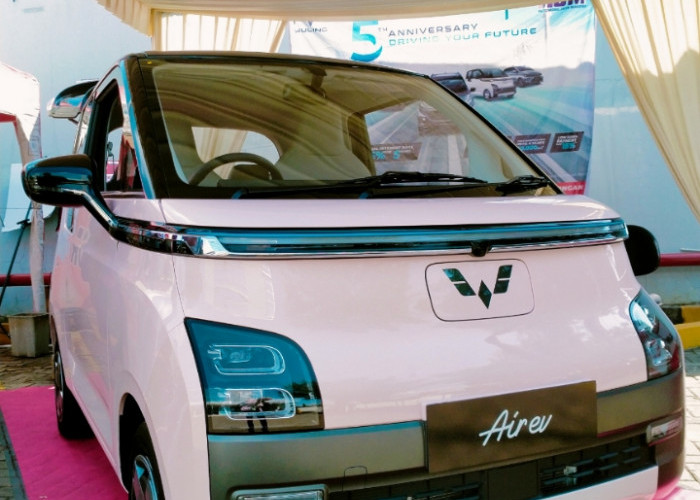 Praktis Untuk Antar Anak Sekolah, Mobil Listrik Compact Wuling Air Ev Hadir dengan Tawaran Menarik