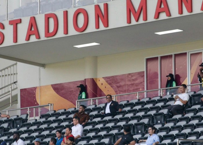Pj Gubernur Jateng Pastikan Ketertiban Pertandingan Piala Dunia di Stadion Manahan
