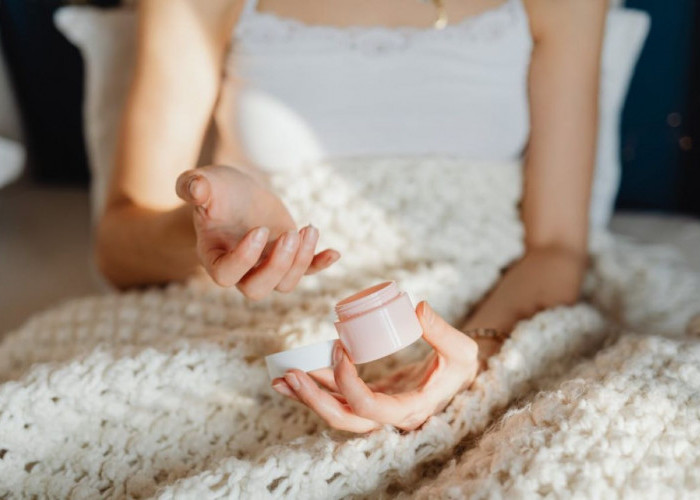 4 Merk Krim Anti Aging Agar Kulit Tetap Awet Muda Meski Usia 40an 
