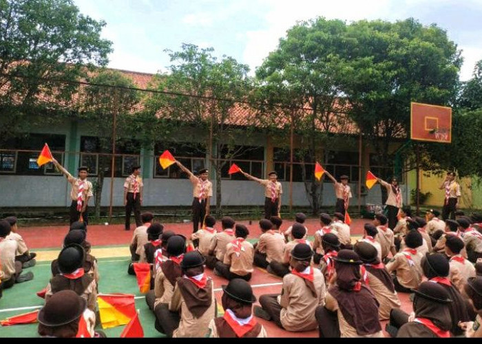 Ekskul Pecinta Alam MAN Pekalongan Raih Juara 1 di MAPALA Batik Festival Kebut Gunung