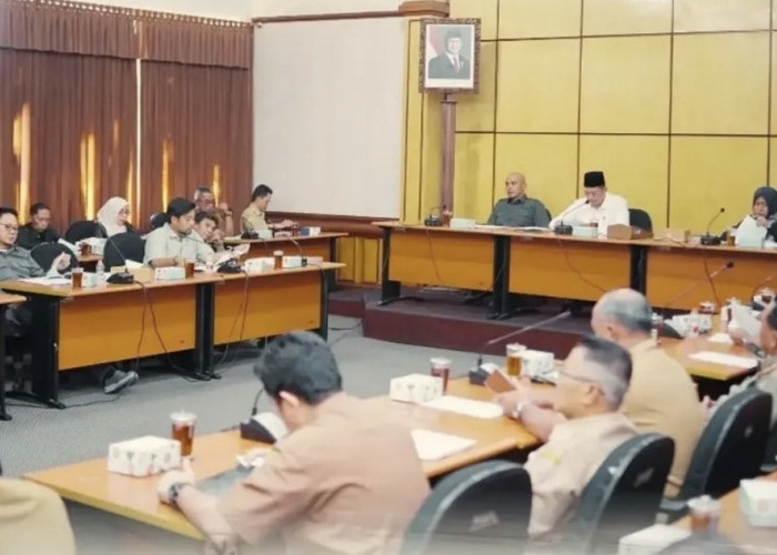 Badan Anggaran DPRD Batang Soroti Tiga Fokus Krusial: PAD dari TKA, Infrastruktur Jalan, dan Disiplin APBD