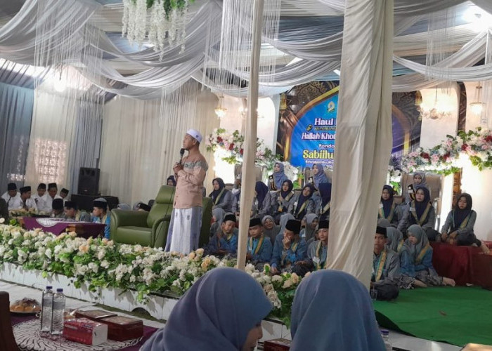 Pondok Pesantren Sabilul Mukhtar Rowokembu Wonopringgo Gelar Haul ke-IX dan Wisuda Hafidz Al-Qur’an