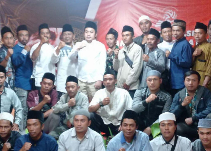 Ratusan Santri dan Kiai Kampung Deklarasi Dukung Prabowo Presiden 2024 di Kota Pekalongan