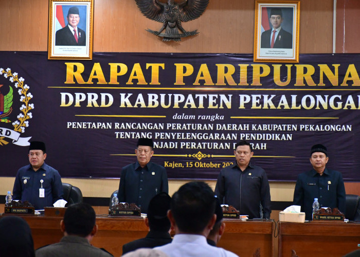 Raperda Penyelenggaraan Pendidikan Disetujui, Plt Bupati Pekalongan Sukirman Dorong Pendidikan Berkualitas