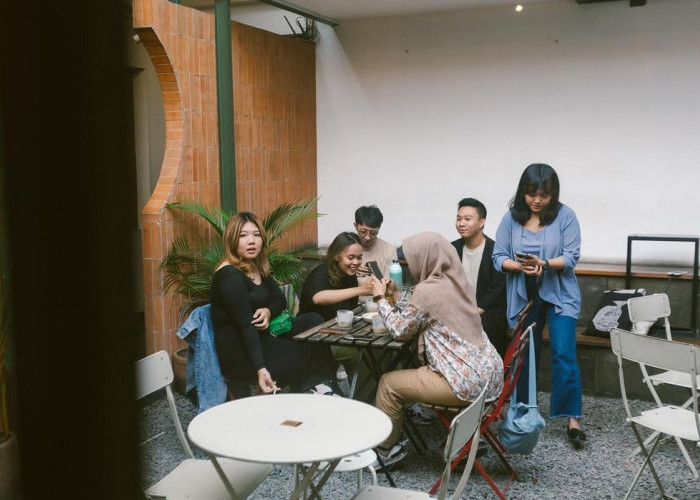 Ke Bandung Rugi Kalo Gak Mampir Kesini, 5 Coffee Shop Aesthetic di Bandung Ini Cocok untuk Kaum Instagramable!