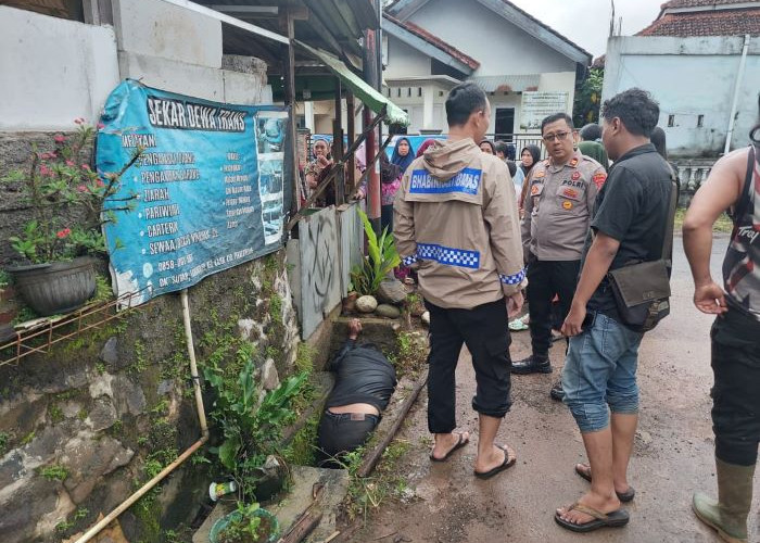 Bocah 3 Tahun Diduga Terseret Arus Selokan Saat Main Hujan di Tambakroto, Tim dan Warga Masih Sisir Lokasi