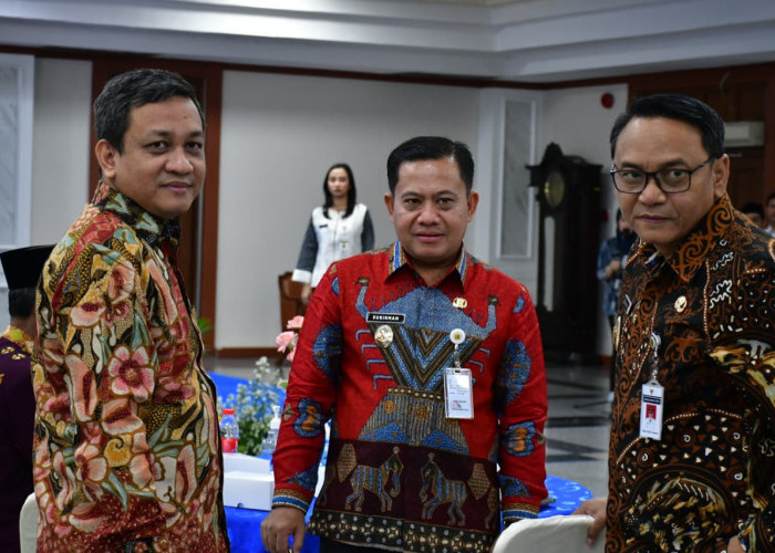 Plt. Bupati Pekalongan Tegaskan Komitmen Perkuat Pelayanan Publik Usai Ikuti Entry Meeting Ombudsman RI
