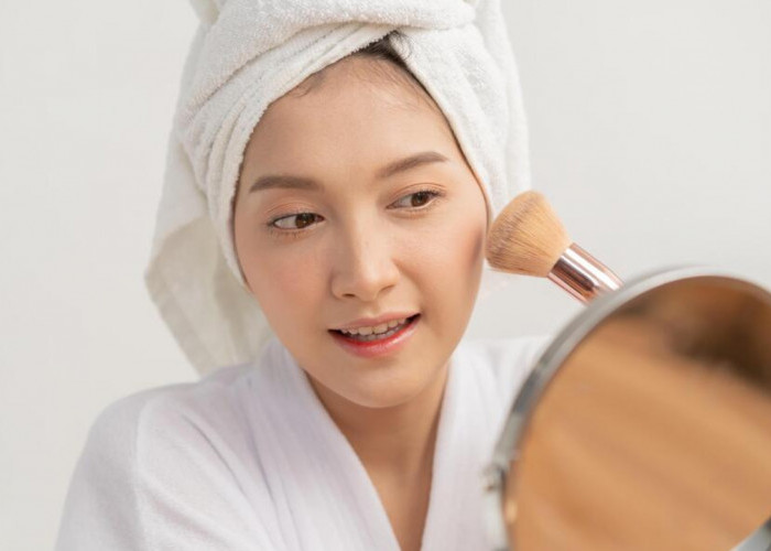 4 Bedak yang Bikin Glowing dan Putih, Cocok Dipakai untuk Kondangan 