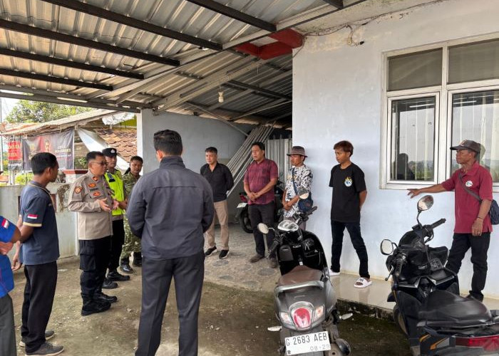 Pria Idap Gangguan Jiwa Mengamuk Bawa Senjata Tajam di Desa Kutorejo