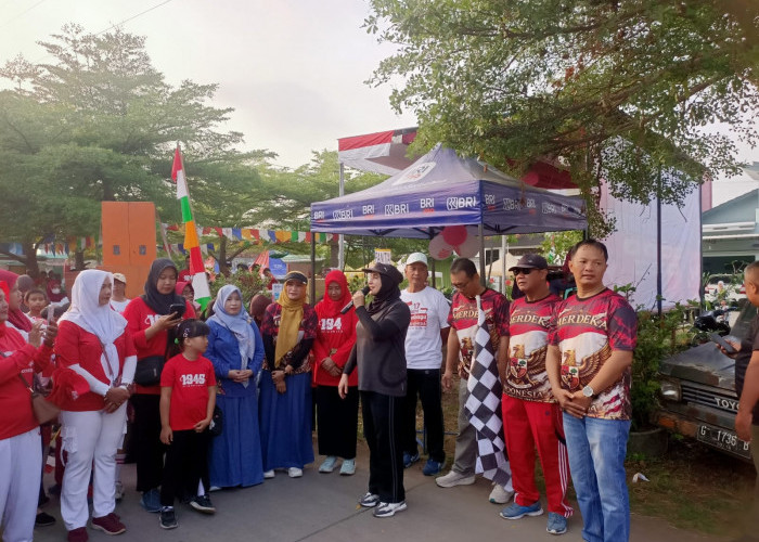 Semarak HUT ke-81 RI, Ratusan Warga RW 020 Pekalongan Jalan Sehat Bersama Wakil Wali Kota