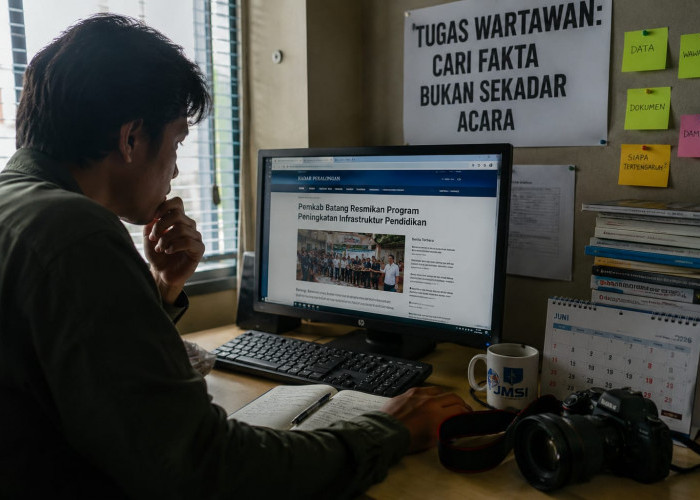 Di Tengah Tekanan Target dan Bisnis Media, Wartawan Batang Ditantang Keluar dari Jerat Berita Seremonial