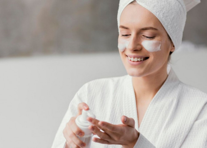 Ampuh! 4 Sabun Cuci Muka untuk Hempaskan Jerawat di Wajah, Kulit Jadi Mulus 