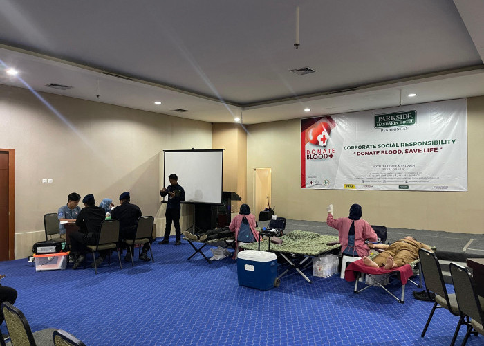 Perkuat Komitmen Sosial di Akhir Tahun, Parkside Mandarin Hotel Pekalongan Gelar Donor Darah