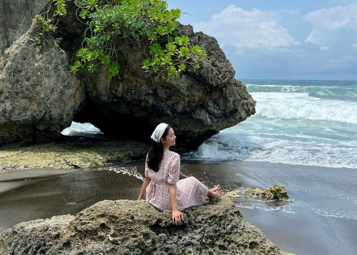 Liburan Seru Tidak Harus Mahal, 5 Wisata Pantai di Tulungagung Ini Bisa Kamu Nikmati Bersama Keluarga!