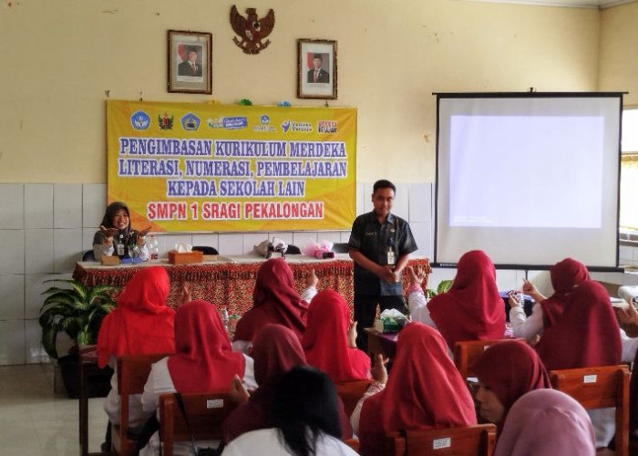 SMPN 8 Pekalongan Studi Tiru ke SMPN 1 Sragi, Saling bersinergi dan Berbagi