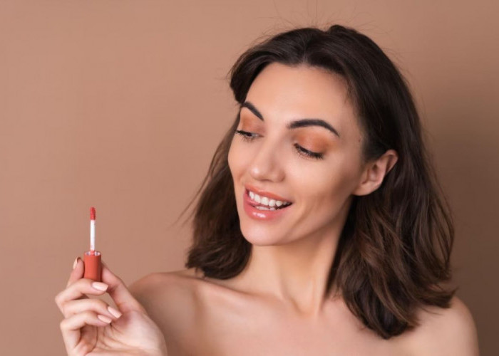 5 Lip Tint Agar Bibir Cantik, Tahan Lama dan Nyaman Dipakai Seharian 
