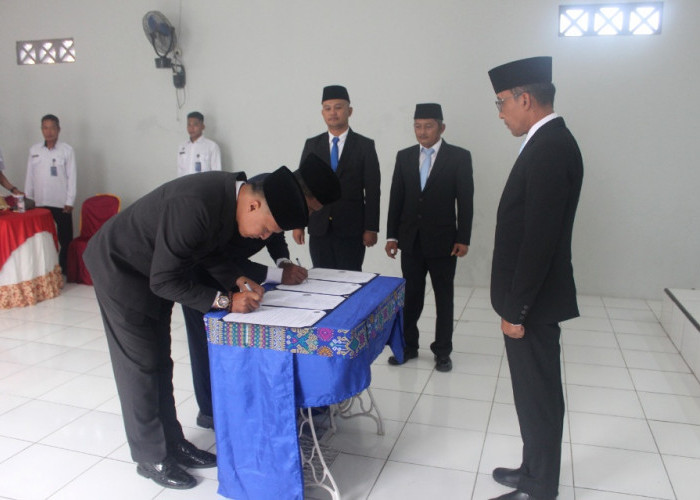 Lapas Pekalongan Gelar Pelantikan Pejabat Baru dan Pelepasan Pejabat Lama