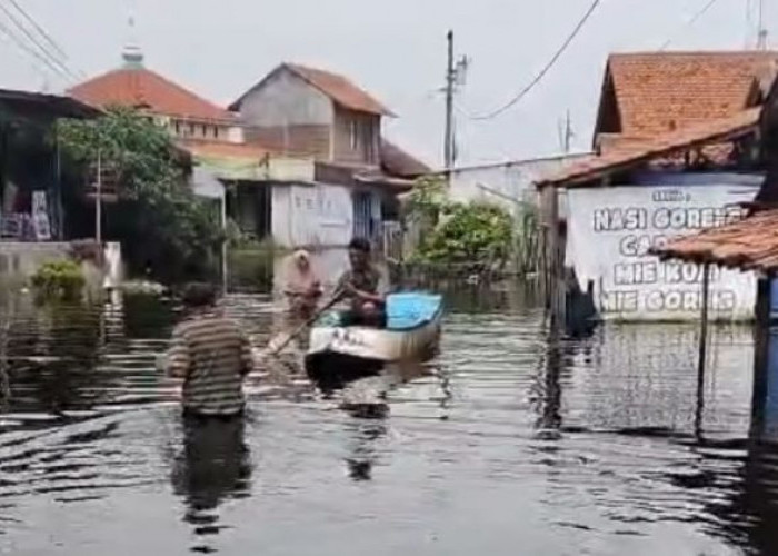 Tanggul Sungai Sengkarang Limpas Sepanjang 1,6 Kilometer, Wilayah Utara Pantura Pekalongan Terendam Banjir