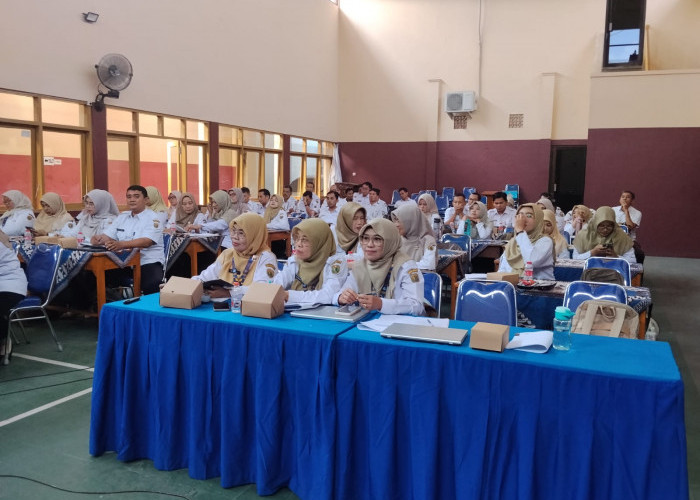 Cegah Kepunahan Bahasa Ibu, Dindikbud Kab. Pekalongan Perkuat Guru SD Lewat Bimtek Revitalisasi Bahasa Daaerah