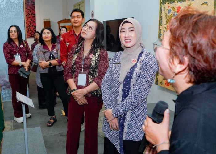 Dekranasda Badung Berguru Batik ke Pekalongan, Inggit Soraya Tegaskan Bedanya Batik Asli dan Tekstil Printing