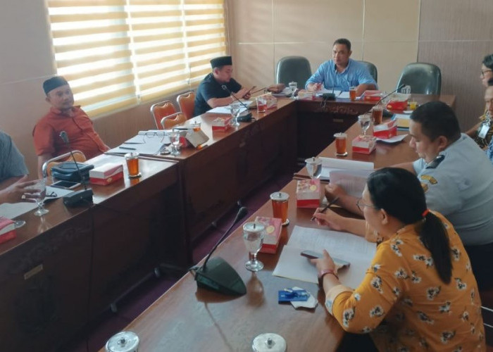 Pansus VI DPRD Kabupaten Pekalongan Godok Raperda Penyelenggaraan Jalan