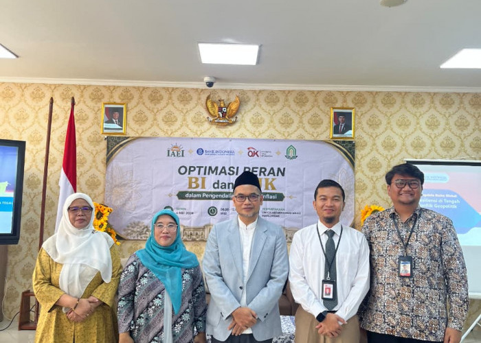 Seminar Nasional IAEI UIN Gus Dur Kupas Strategi BI dan OJK Kendalikan Dampak Inflasi