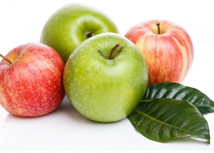 Makan Buah Apel Lebih Baik Sama Kulitnya atau Dikupas? Begini Penjelasan Dokter