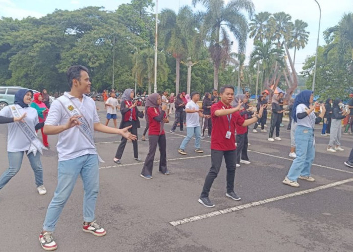 Genre dan Kompas Undip Senam Sehat Bersama Masyarakat Kabupaten Pekalongan
