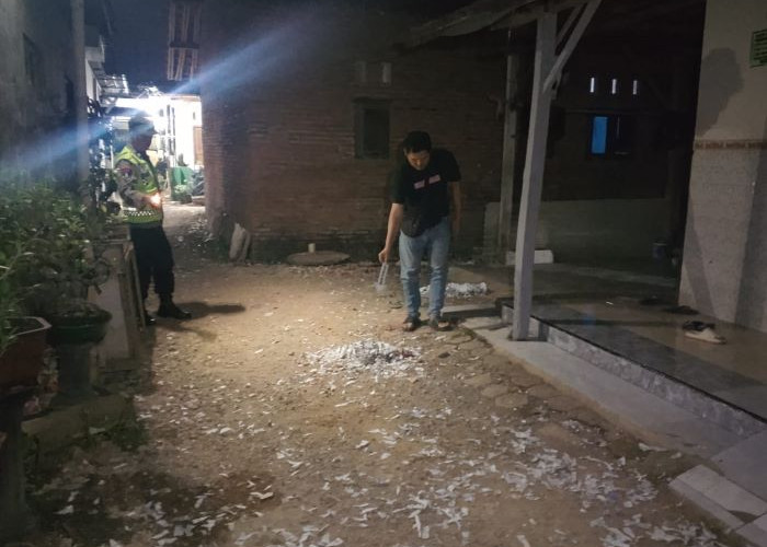 Warga Karangdadap Pekalongan Dilarikan ke Rumah Sakit Akibat Ledakan Petasan