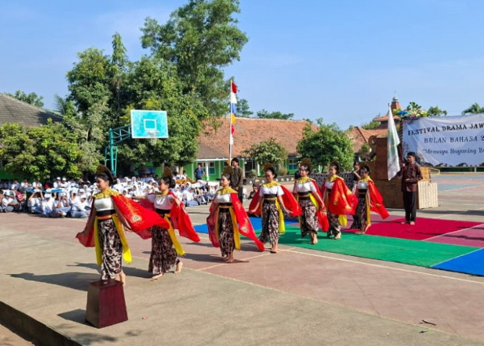 Peringati Bulan Bahasa, AURA SMAN 1 Gringsing Angkat Kreativitas Siswa Lewat Empat Lomba Lintas Bahasa