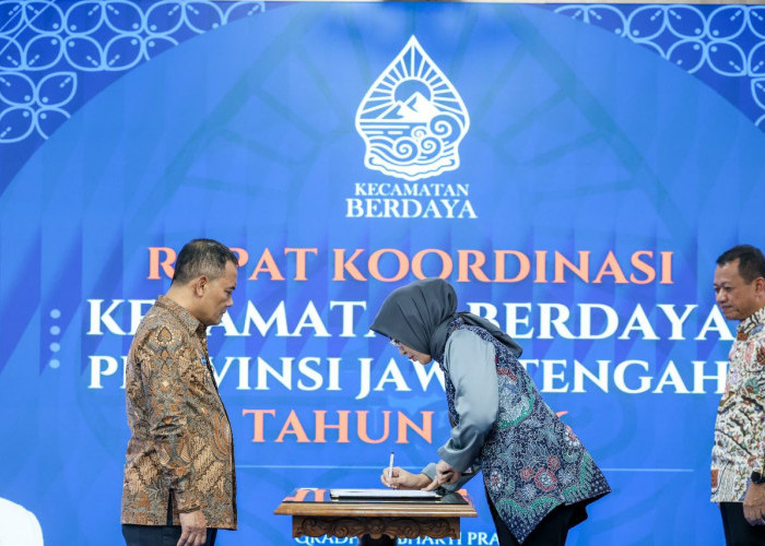 Percepat Program Kecamatan Berdaya, Gubernur Jateng Kumpulkan 576 Camat, Bupati dan Wali Kota