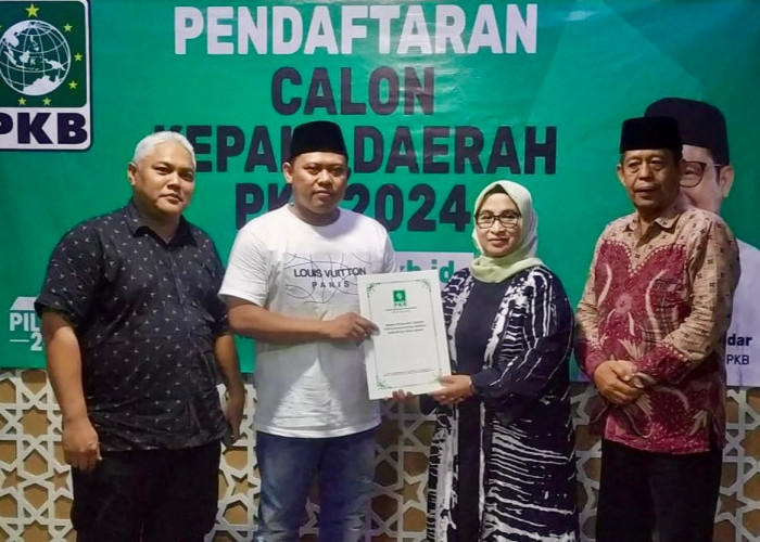 Fadia Arafiq melalui Ruben Ambil Formulir Pendaftaran Calon Kepala Daerah ke PKB Kabupaten Pekalongan