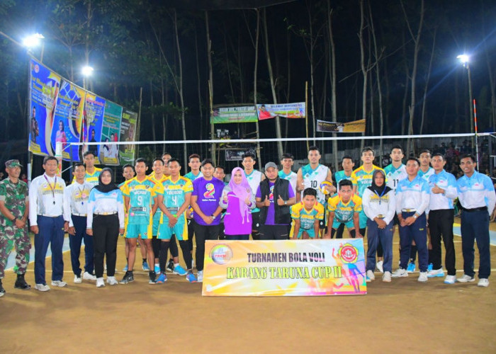 Bupati Pekalongan Fadia Arafiq Dukung Turnamen Bola Voli Karang Taruna Cup II di Kecamatan Talun