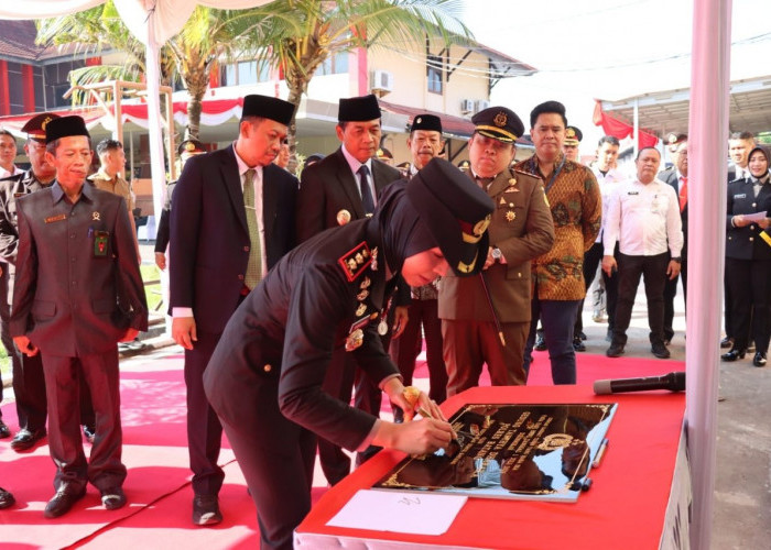 Polres Batang Resmikan Gedung Pelayanan Tathya Daraka di HUT Bhayangkara ke-80