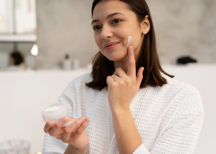 4 Sunscreen untuk Kulit Kusam dan Berminyak, Efektif Mencerahkan Minimalisir Noda Hitam 