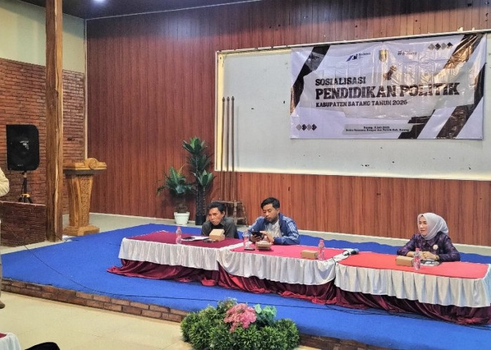 Kesbangpol dan Komisi I DPRD Batang Gelar Pendidikan Politik, Ajak Masyarakat Tak Hanya Aktif Saat Pemilu