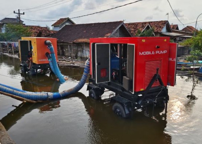 25 Hari Terendam Banjir, Warga Pesisir Tirto Pekalongan Merana, Pemkab Pekalongan Turunkan Mobile Pump