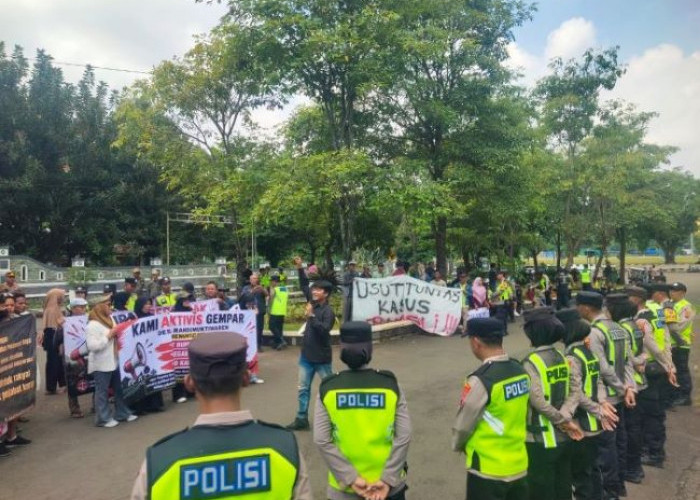 Puluhan Massa GEMPAR Geruduk Kantor Bupati Pekalongan, Tuntut Usut Dugaan Pungli dan Penyalahgunaan Dana Desa