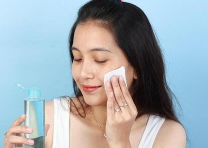 4 Toner untuk Memperbaiki Skin Barrier di Usia 40 Tahun Ke Atas