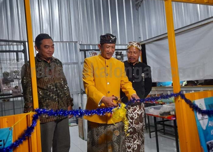 Kecamatan Ngampel Launching Warung Pojok UMKM