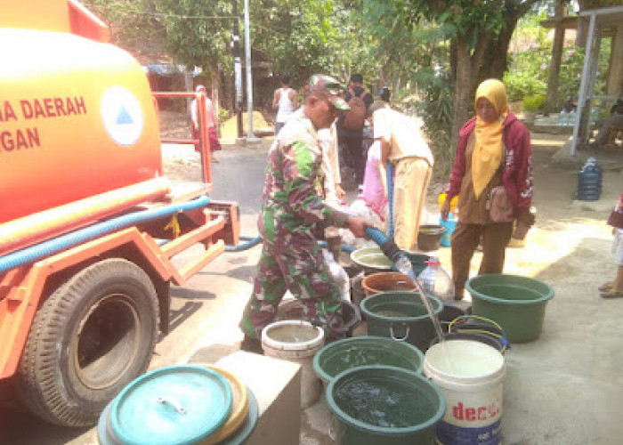 Bantuan Air Bersih Terus Didatangkan Ke Desa Binaan, Salah Satunya Desa Sastrodirjan