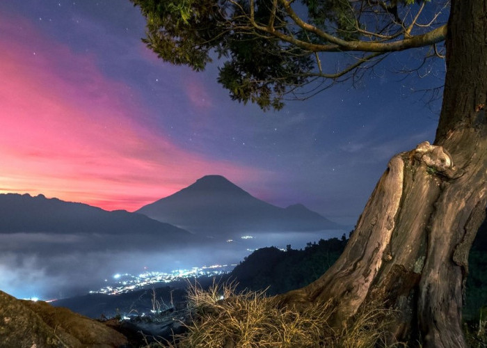 Pesona Jawa Tengah! 5 Destinasi Wisata Dieng yang Terkenal, Lengkap dengan Jam Buka dan Harga Tiket